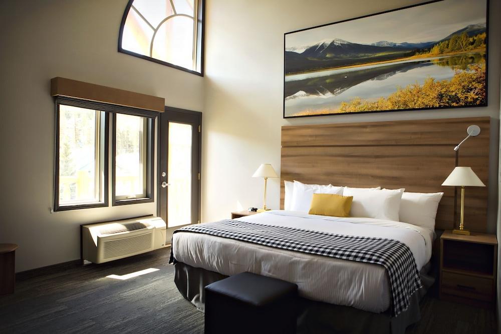 คานาลตา ลอดจ์ Hotel แบมฟ์ ภายนอก รูปภาพ