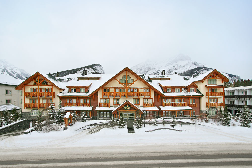 คานาลตา ลอดจ์ Hotel แบมฟ์ ภายนอก รูปภาพ